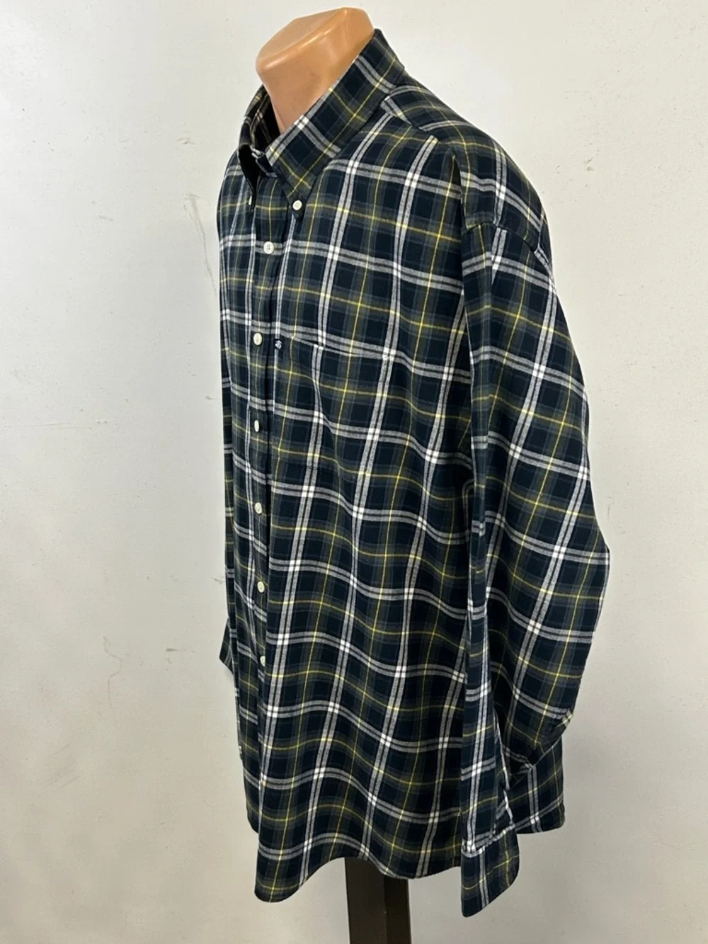 Brooks Brothers Long Sleeve Button Down Collar Flannel Shirt.  XXL - Picture 5 of 7